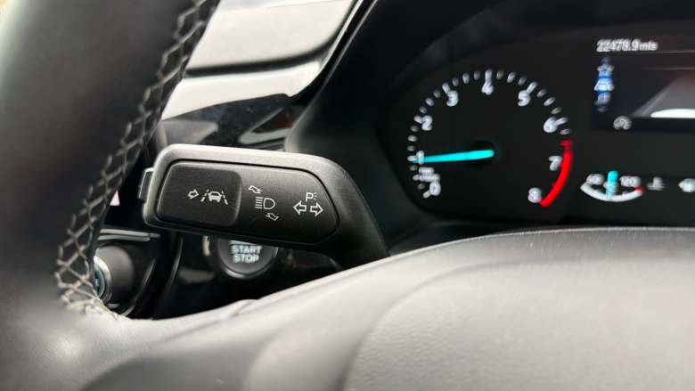 Ford Fiesta 1.0 EcoBoost Titanium 5dr Petrol Hatchback